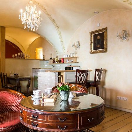 Апартаменты Antique Old Town Studio By Urban Rent Вильнюс Экстерьер фото