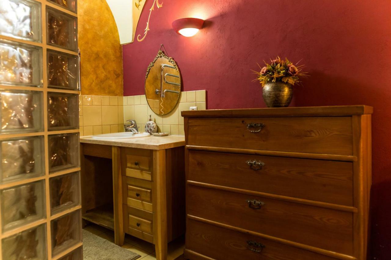Апартаменты Antique Old Town Studio By Urban Rent Вильнюс Экстерьер фото