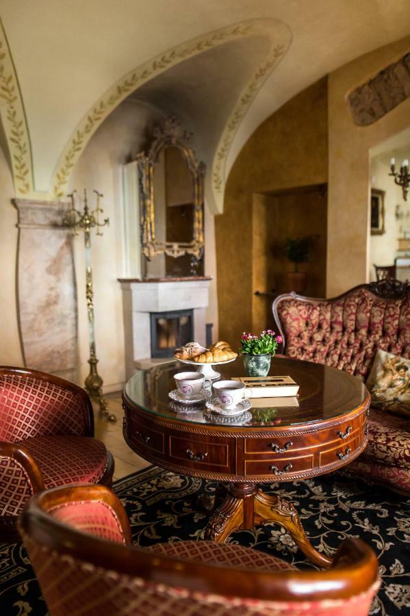 Апартаменты Antique Old Town Studio By Urban Rent Вильнюс Экстерьер фото